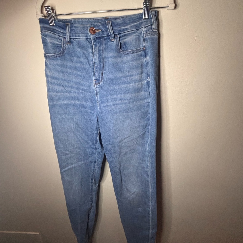 Like new-American Eagle curvy high rise Jean